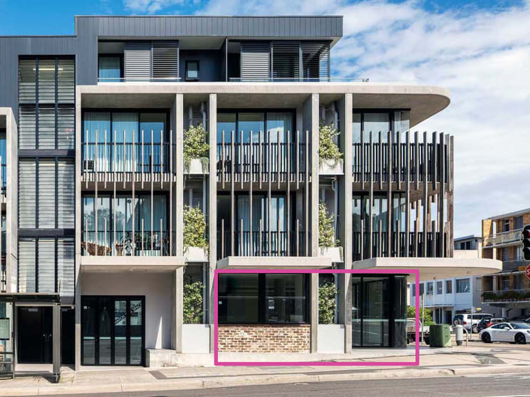 Click to view all images 84 Curlewis Street Bondi Beach NSW 2026 - Image 2