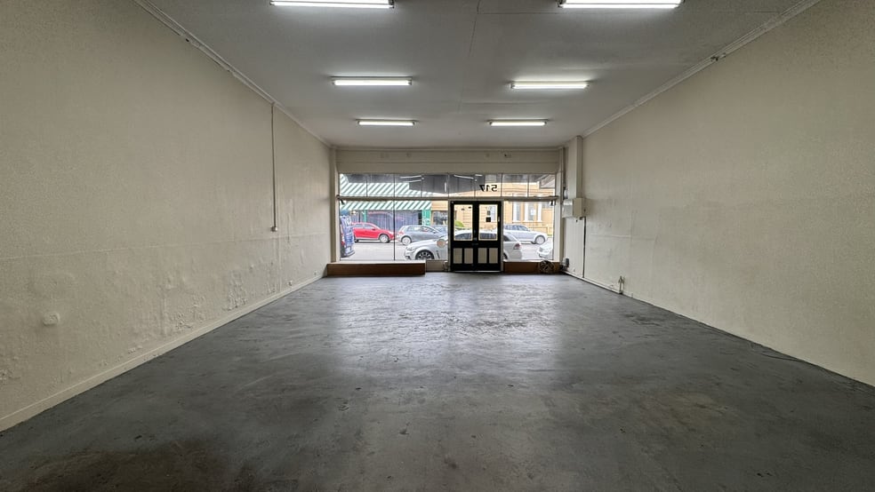 Click to view all images 517 High Street Northcote VIC 3070 - Image 3