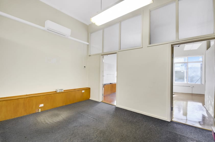 Click to view all images 2/21 Willoughby Road Crows Nest NSW 2065 - Image 1