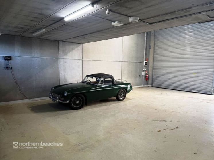 Click to view all images Belrose NSW 2085 - Image 2