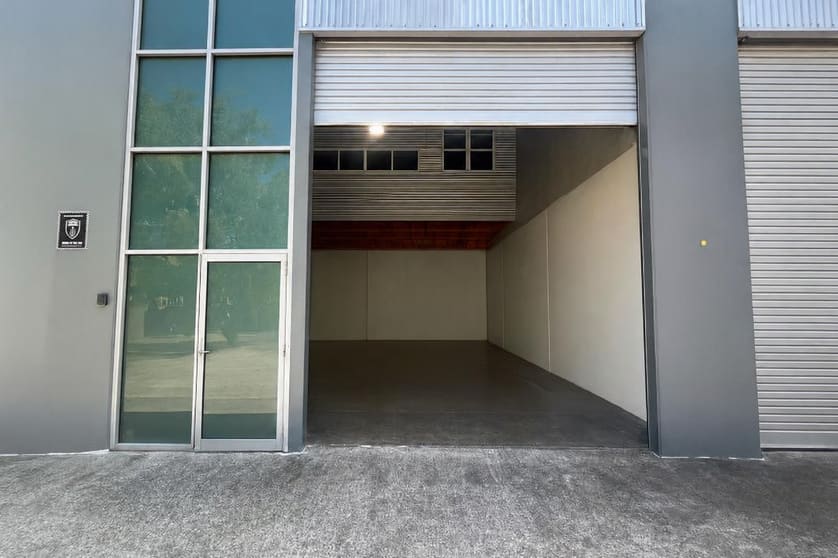 Click to view all images Warriewood NSW 2102 - Image 1