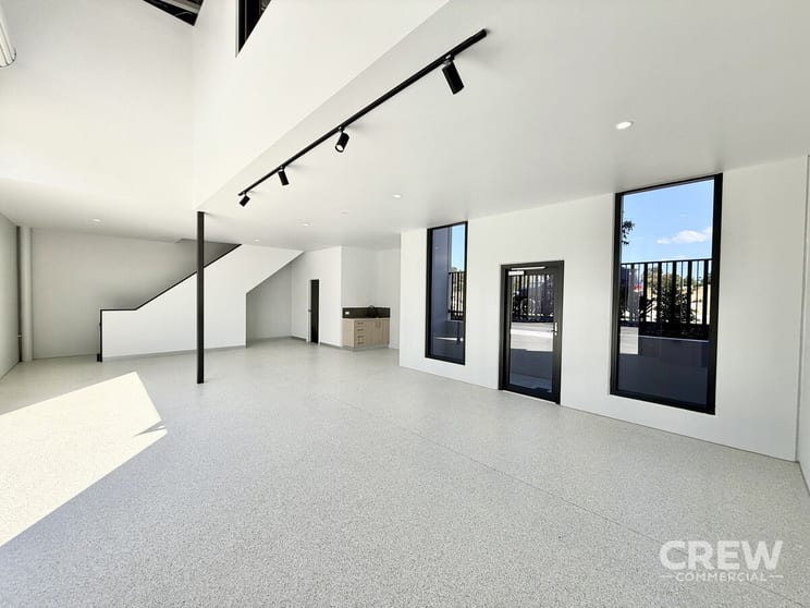 2/10 Naves Drive Coomera QLD 4209 - Image 1