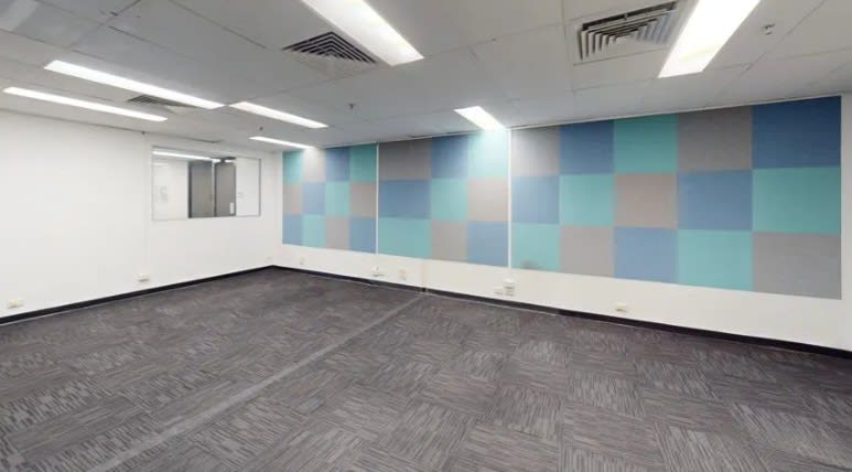 Click to view all images 73/15 Victoria Avenue Broadbeach QLD 4218 - Image 3