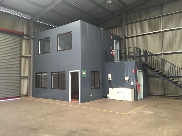 Click to view all images Tenancy 1 & 2/98 Buckland Street Harristown QLD 4350 - Image 3