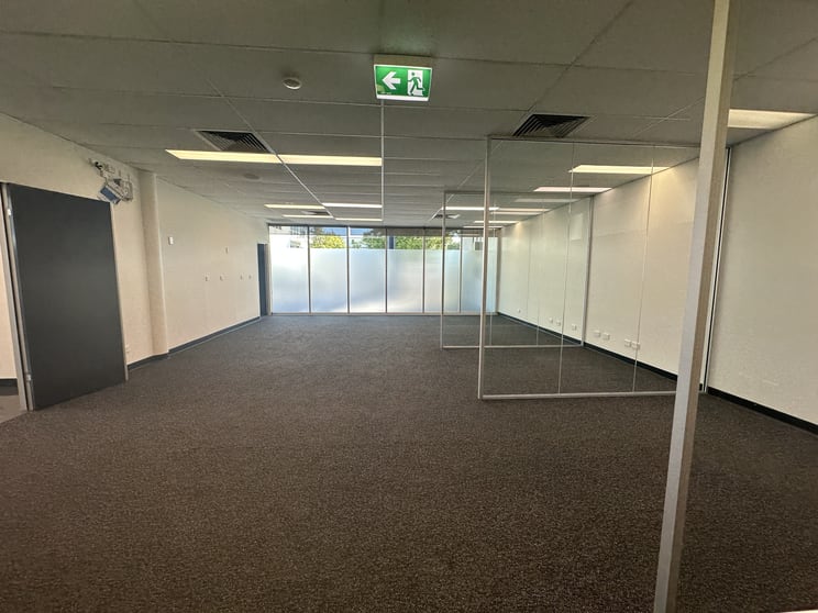 7/16 Metroplex Avenue Murarrie QLD 4172 - Image 3
