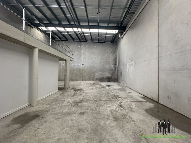 Click to view all images 2/44 Alta Rd Caboolture QLD 4510 - Image 3
