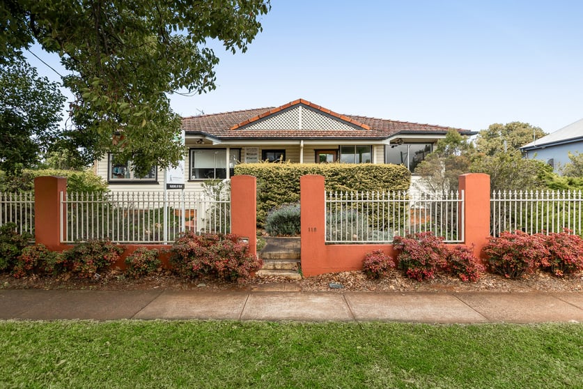 Click to view all images 116-118 Herries Street East Toowoomba QLD 4350 - Image 1
