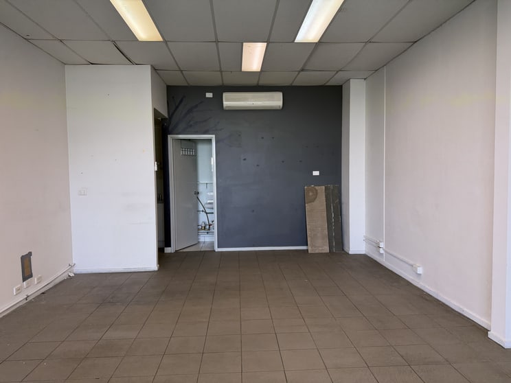 Click to view all images 1/2 Brett Drive Carrum Downs VIC 3201 - Image 2