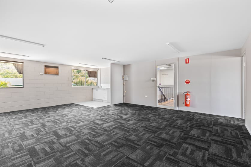 Unit 4/57 Stagpole Street West End QLD 4810 - Image 3
