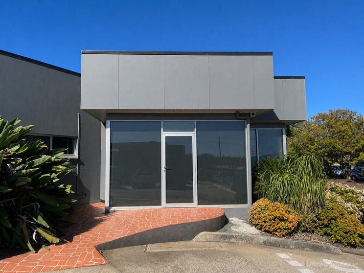 3/360-362 Stenner Street Kearneys Spring QLD 4350 - Image 3