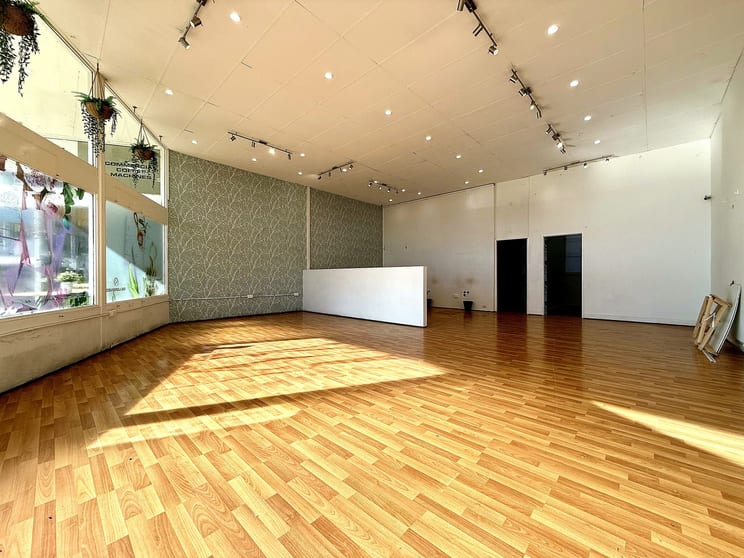 Unit 2/52 Wollongong Street Fyshwick ACT 2609 - Image 2