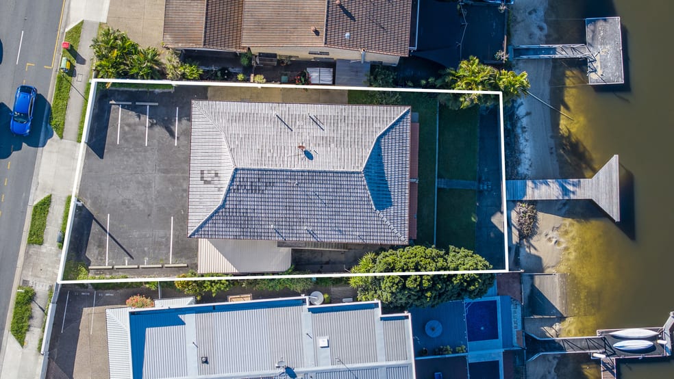Click to view all images 97 Bundall Road Surfers Paradise QLD 4217 - Image 4