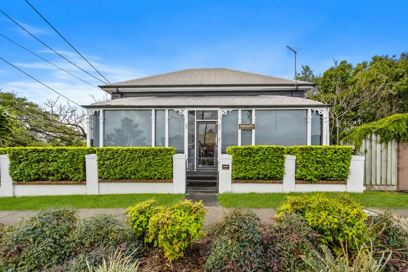 Click to view all images 207 Musgrave Road Red Hill QLD 4059 - Image 1