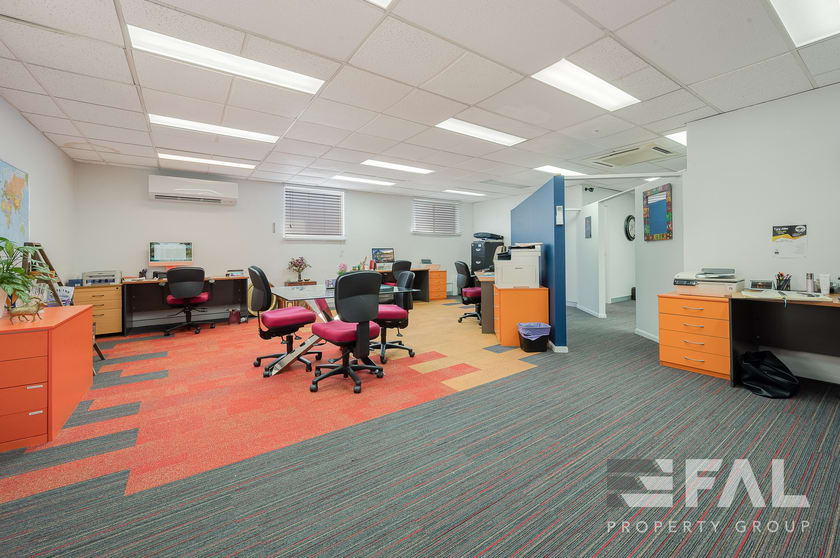 Click to view all images Suite 3/10 Brookfield Road Kenmore QLD 4069 - Image 2