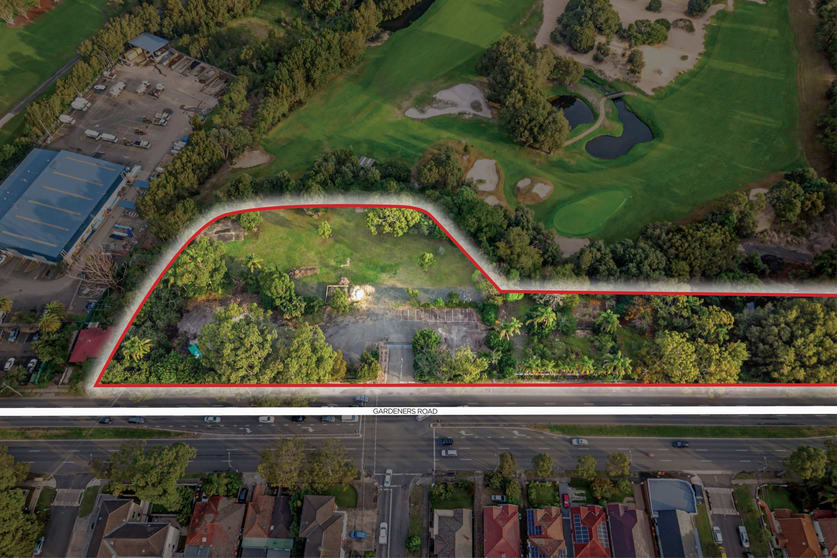 Click to view all images 75 Gardeners Road Eastlakes NSW 2018 - Image 1