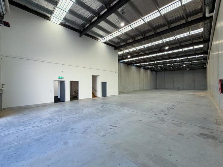 Click to view all images 65 Eucumbene Drive Ravenhall VIC 3023 - Image 2