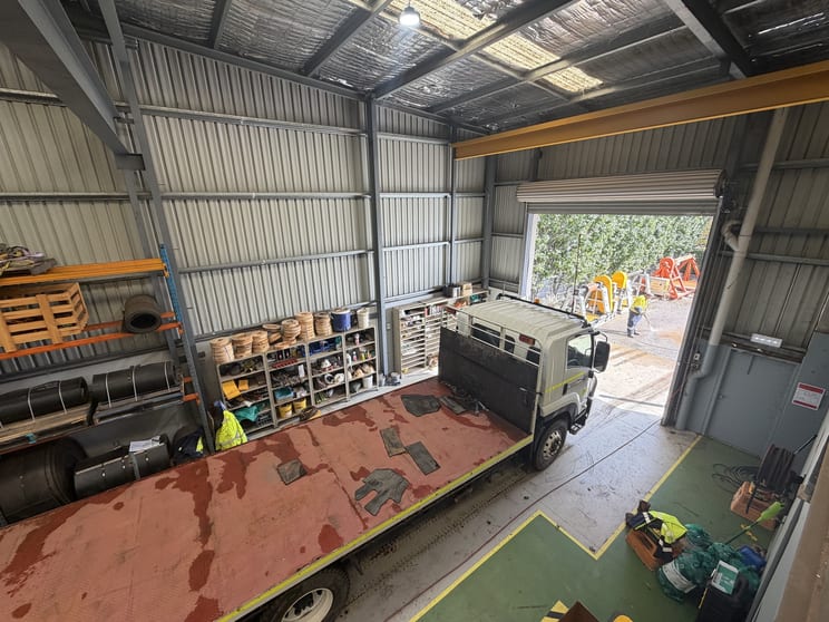 Click to view all images 7 Tomlinson Road Welshpool WA 6106 - Image 2
