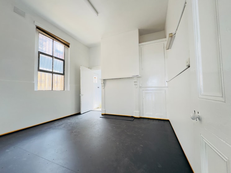 328 Racecourse Rd Flemington VIC 3031 - Image 3