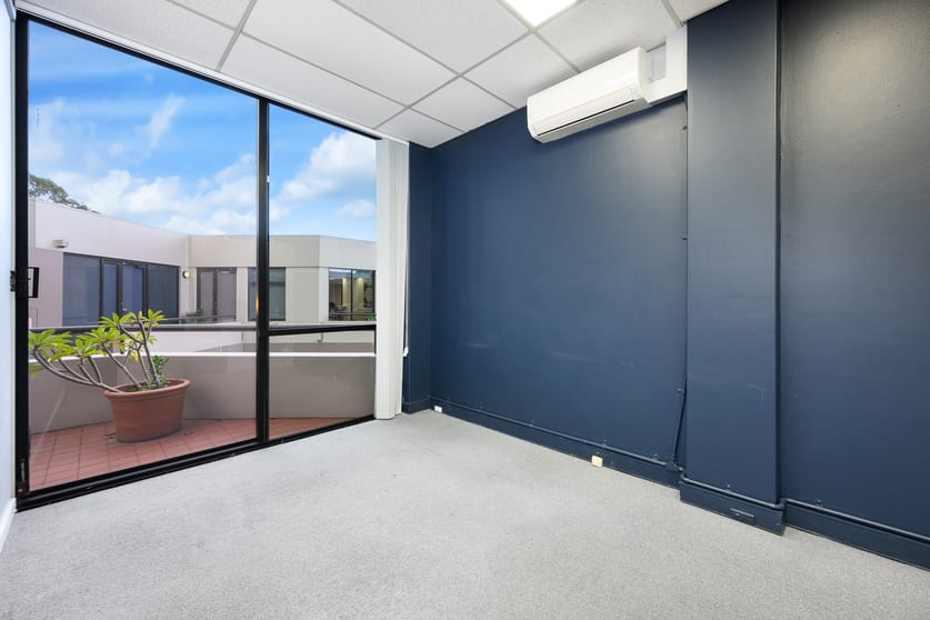 Click to view all images Suite 13/295-303 Pacific Highway Lindfield NSW 2070 - Image 3
