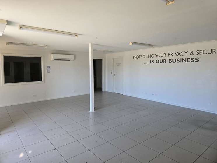 Click to view all images 4/6-16 Rocla Road Traralgon VIC 3844 - Image 3