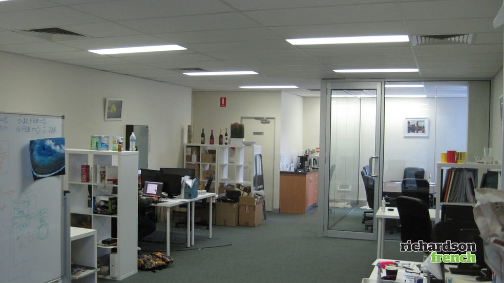 Click to view all images D4/758 Blackburn Road Clayton VIC 3168 - Image 3