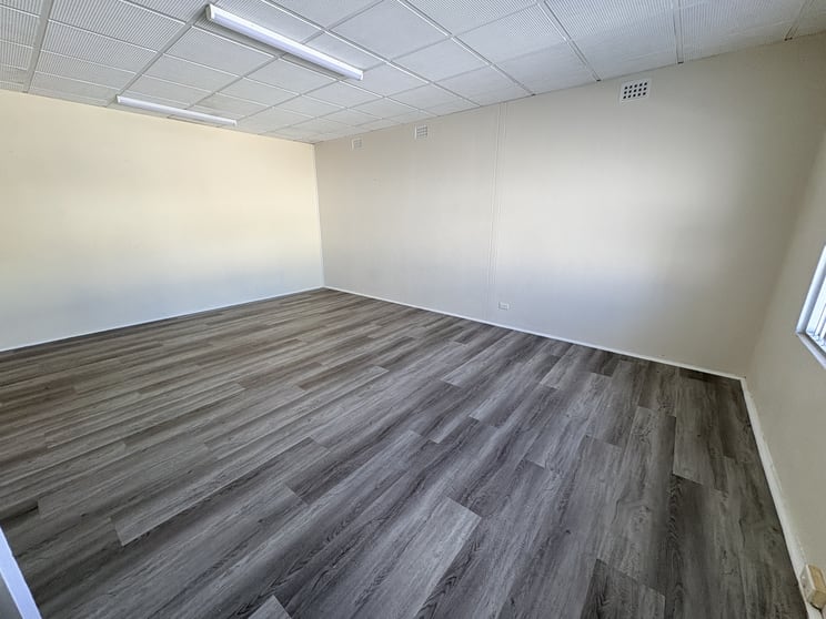 Click to view all images Suite 5/54-56 Prince Street Grafton NSW 2460 - Image 2