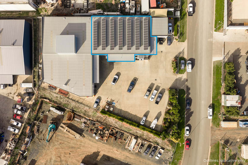 1/5-7 Spalding Street Harristown QLD 4350 - Image 2