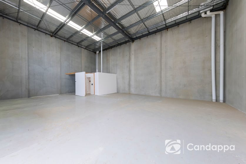 Click to view all images 27 Alfa Court Pakenham VIC 3810 - Image 3