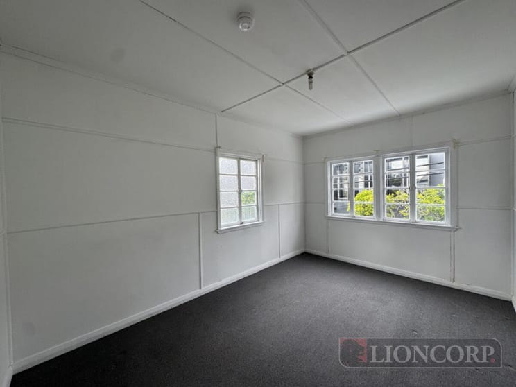 Click to view all images Nundah QLD 4012 - Image 3