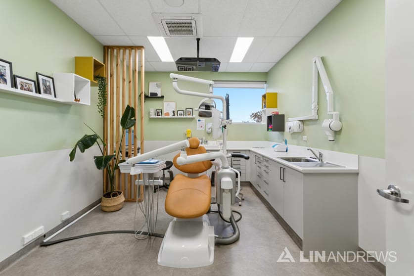 Click to view all images Portion of 152-154 Henley Beach Road Torrensville SA 5031 - Image 3