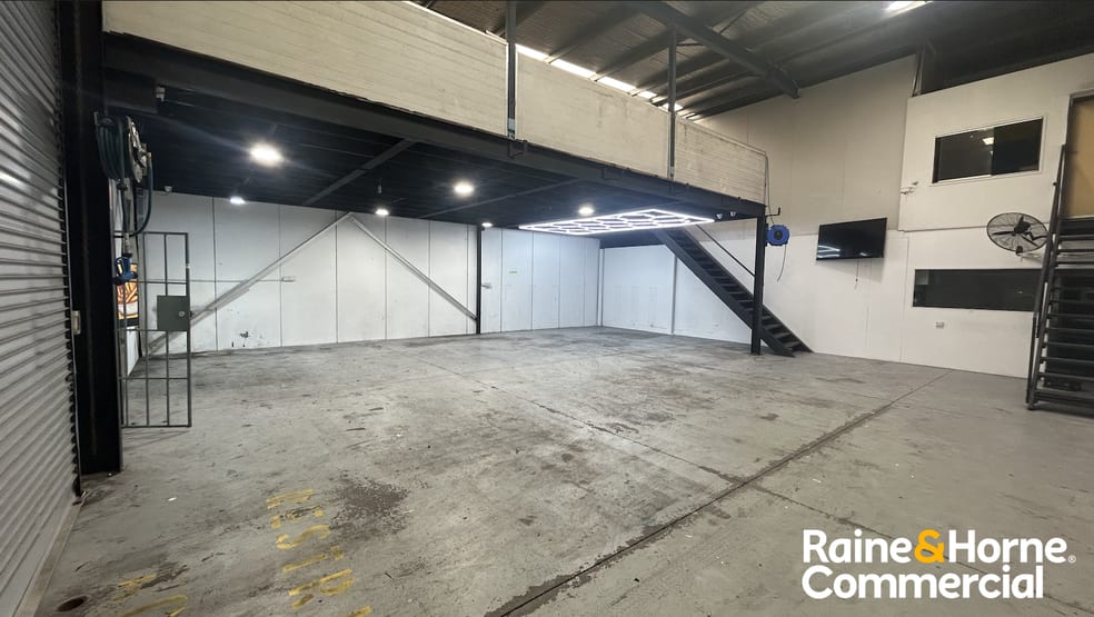Click to view all images 2B/377 Newbridge Road Moorebank NSW 2170 - Image 2
