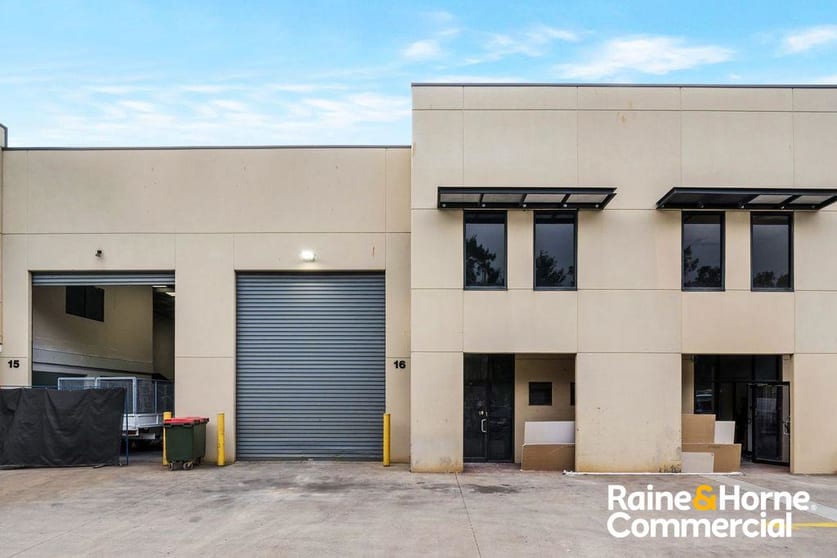 16/13 Swaffham Road Minto NSW 2566 - Image 1