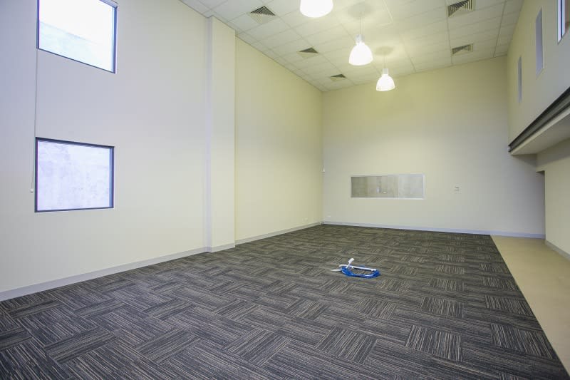Click to view all images Unit 1 / 725 Marshall Road Malaga WA 6090 - Image 3