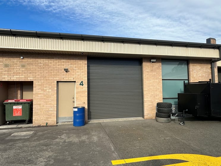 4/6-8 Ralph Black Drive North Wollongong NSW 2500 - Image 1
