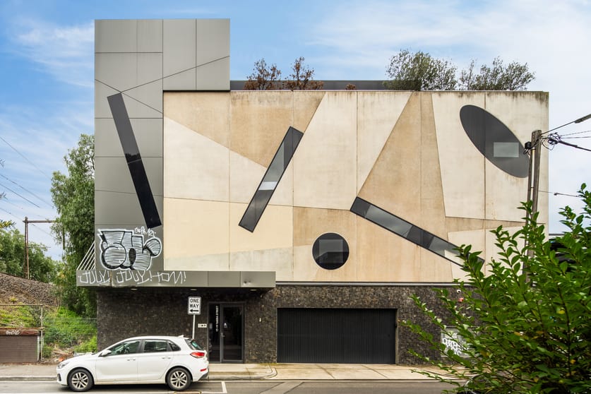 Click to view all images 204/17-19 Yarra Street Abbotsford VIC 3067 - Image 1