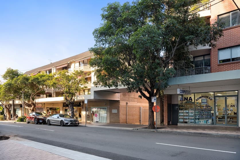 Click to view all images Shop 4/3 - 5 Waters Road Neutral Bay NSW 2089 - Image 2