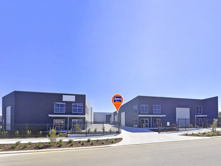 Click to view all images 3/70 Volcanic Loop Wangara WA 6065 - Image 2