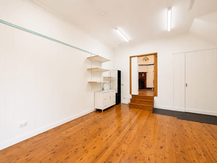 Click to view all images 8/385-391 Forest Road Bexley NSW 2207 - Image 1
