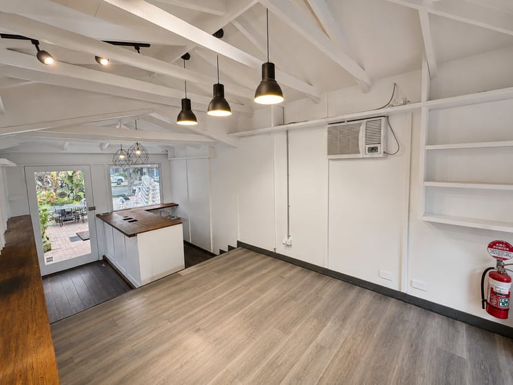 Click to view all images Newport NSW 2106 - Image 2