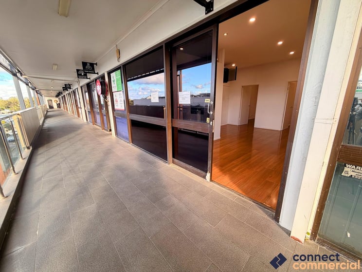 2/115 Currumburra Road Ashmore QLD 4214 - Image 2