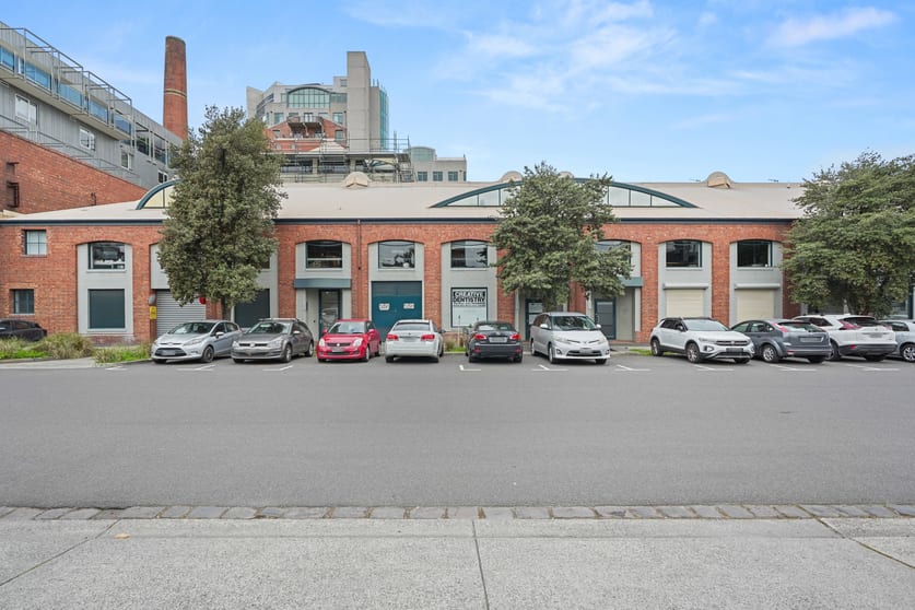 Click to view all images Suite 7/11 Beach Street Port Melbourne VIC 3207 - Image 1