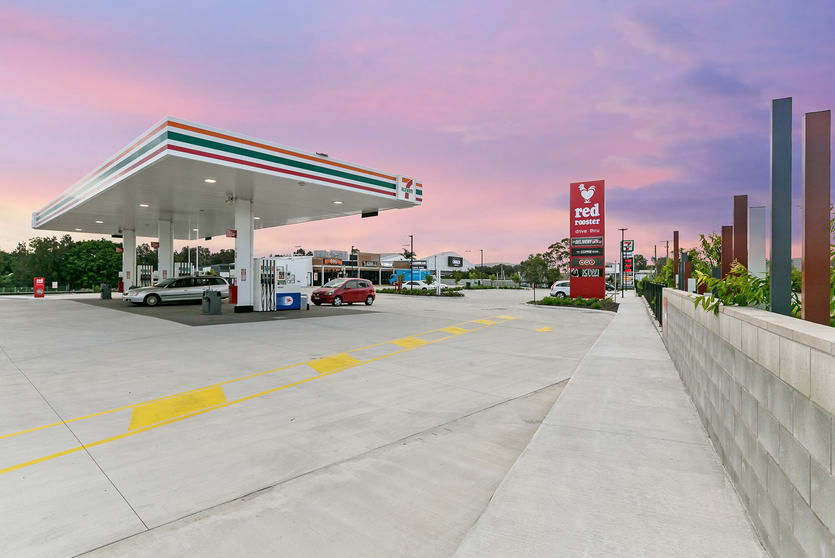 Click to view all images DT2/Cnr Nerang-Broadbeach Rd & Chisholm Road Carrara QLD 4211 - Image 2