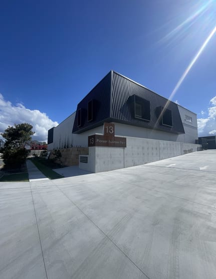 Click to view all images 3/13 Loam St Acacia Ridge QLD 4110 - Image 2