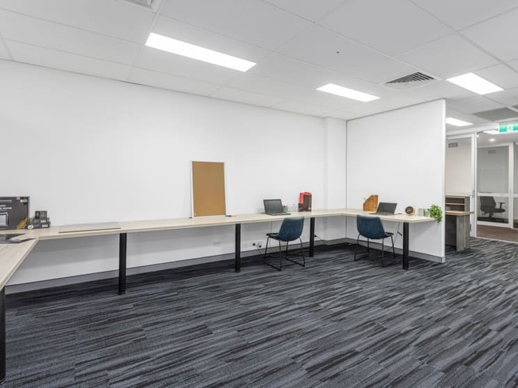 Click to view all images 3.06/2-8 Brookhollow Avenue Norwest NSW 2153 - Image 3