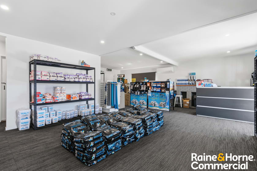 Click to view all images 16 Nepean Avenue Arana Hills QLD 4054 - Image 3
