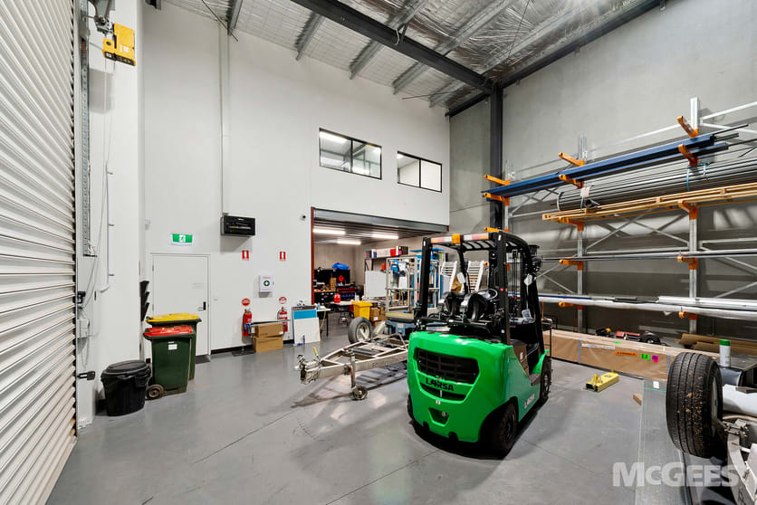 Click to view all images Unit 3/7B Peachey Road Edinburgh North SA 5113 - Image 2