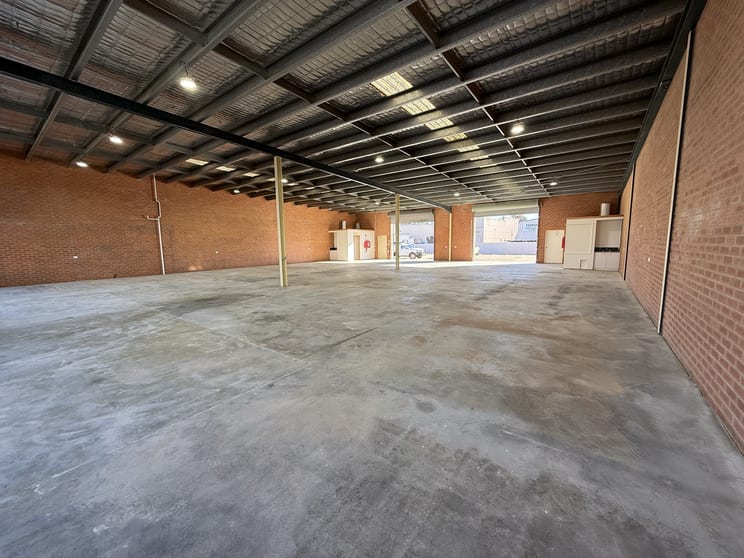 Click to view all images 2&3/5 Tooth Street Mitchell ACT 2911 - Image 2