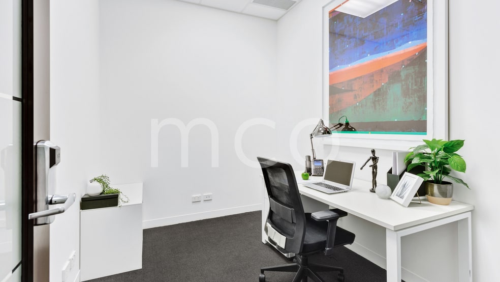Click to view all images Suite T34/477 Boundary Street Spring Hill QLD 4000 - Image 2