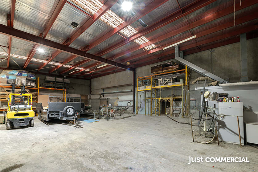 56 Hargreaves Street Huntingdale VIC 3166 - Image 2