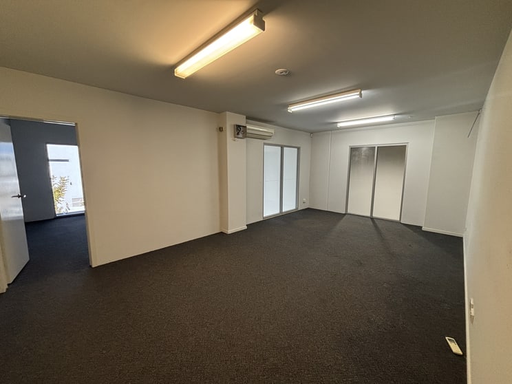 12/75 Waterway Drive Coomera QLD 4209 - Image 3